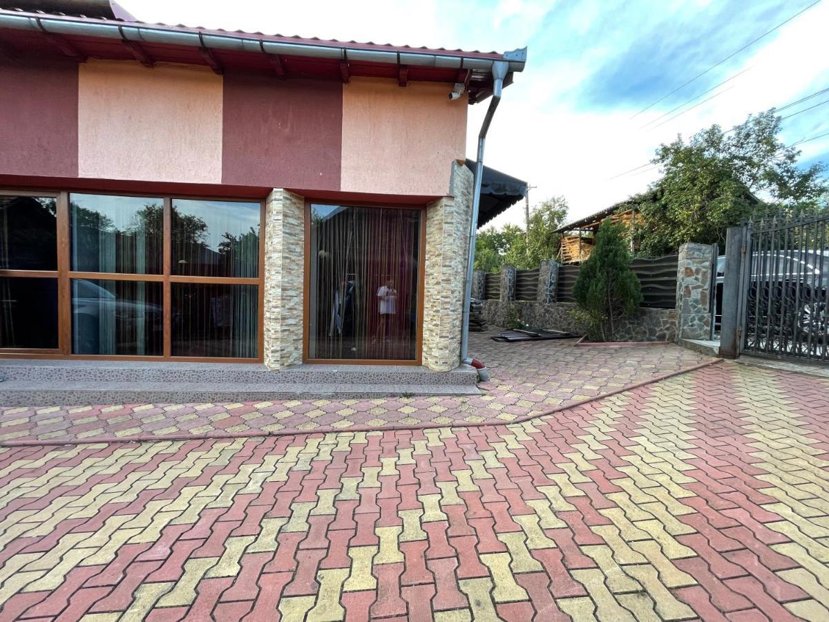 Pensiunea Colț de Rai Corbi Exterior foto